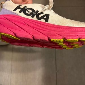 Hoka Rincon Size 8.5